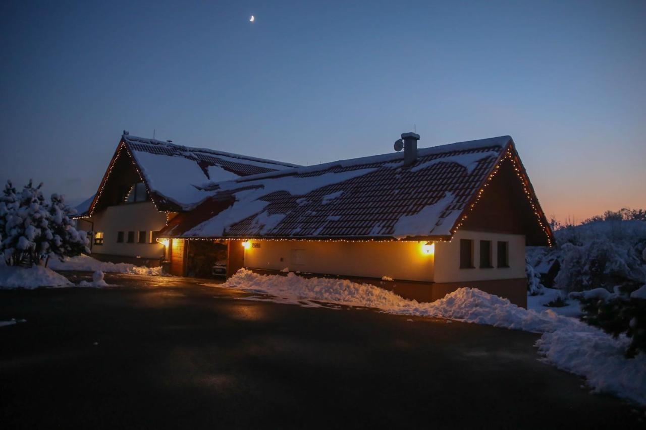 Apartman Kinskych Roznov pod Radhostem Bagian luar foto